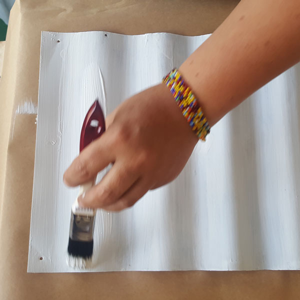 prominent paint ultra primer