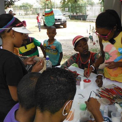family craft fun day