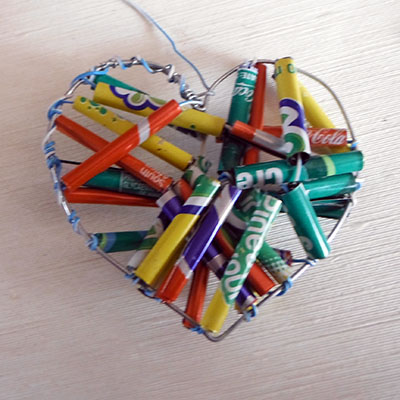 beaded wire heart with tail