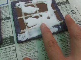 smooth glue on tile