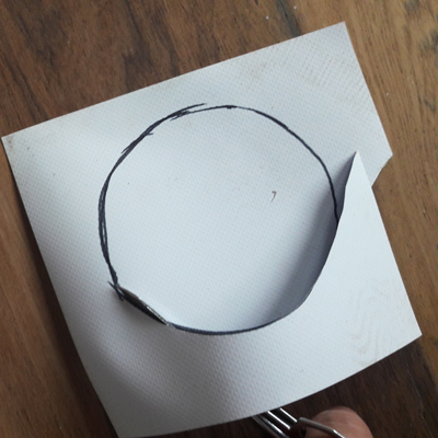 Pic cut out circle canvas