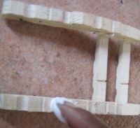 placement of glue for third back support