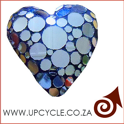 complete mosaic heart upcycle bkgrnd