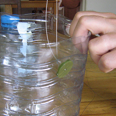 pull up wire button